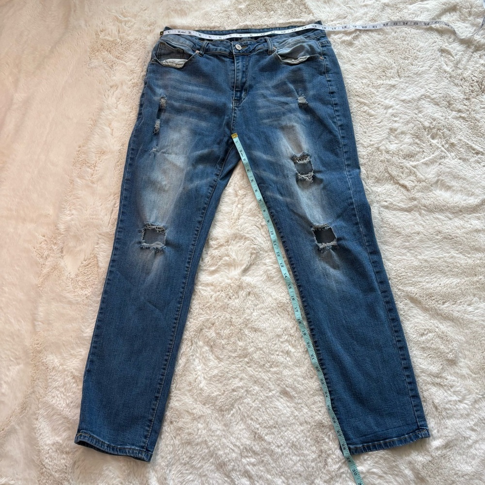 Trendy Blue Distressed Women's Skinny Jeans